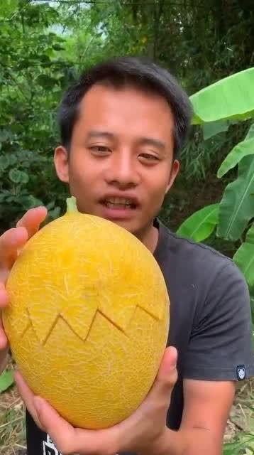 广西小伙吃瓜,一场味蕾与夏天的邂逅