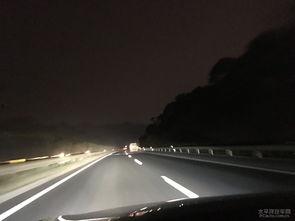 吃瓜群众高速看戏,吃瓜群众看戏现场直击